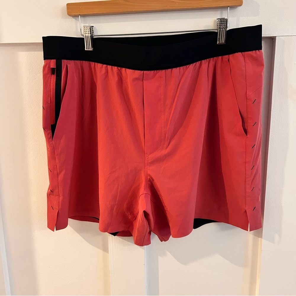 Ten Thousand The Interval short XXL Lined